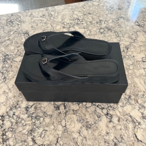 Black Coach sandals - Picture 3 of 3
